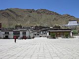 Tibet 07 01 Shigatse Tashilhunpo Entrance
